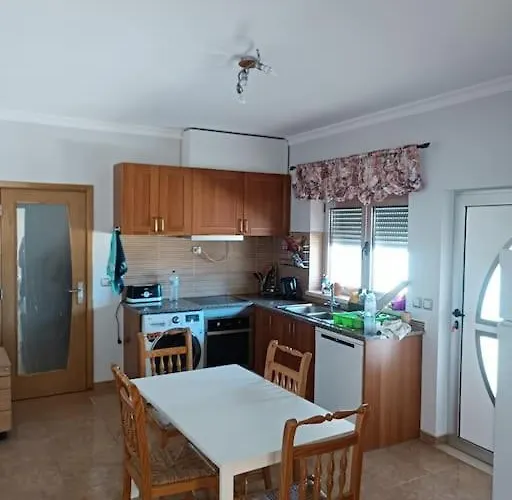 Housev5 W/pool & Bbq 알부페이라