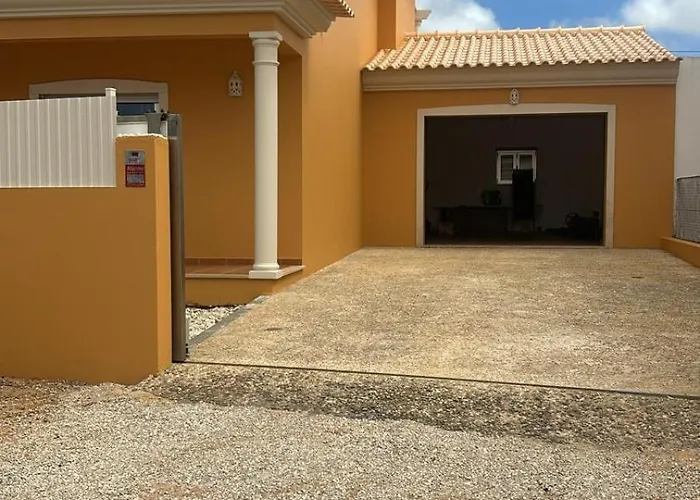 Housev5 W/pool & Bbq