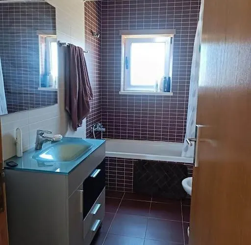 Housev5 W/pool & Bbq 度假居 *