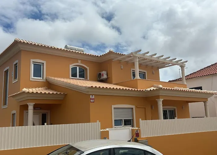 Housev5 W/pool & Bbq 度假居 *